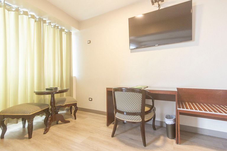 R° King-Executive Room in a hotel in Miraflores - Av. Angamo