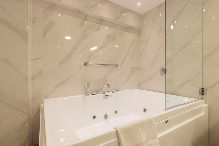 R° King-Executive Room in a hotel in Miraflores - Av. Angamo