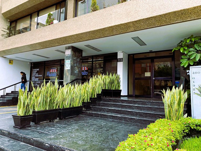 R° Apartment in Miraflores 5 blocks from Larcomar