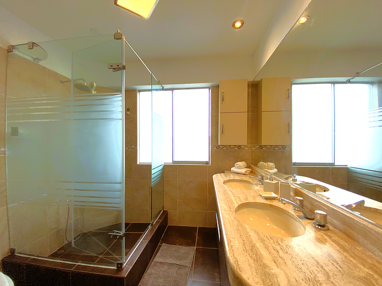 2bed Miraflores | direct elevator | Wi-Fi