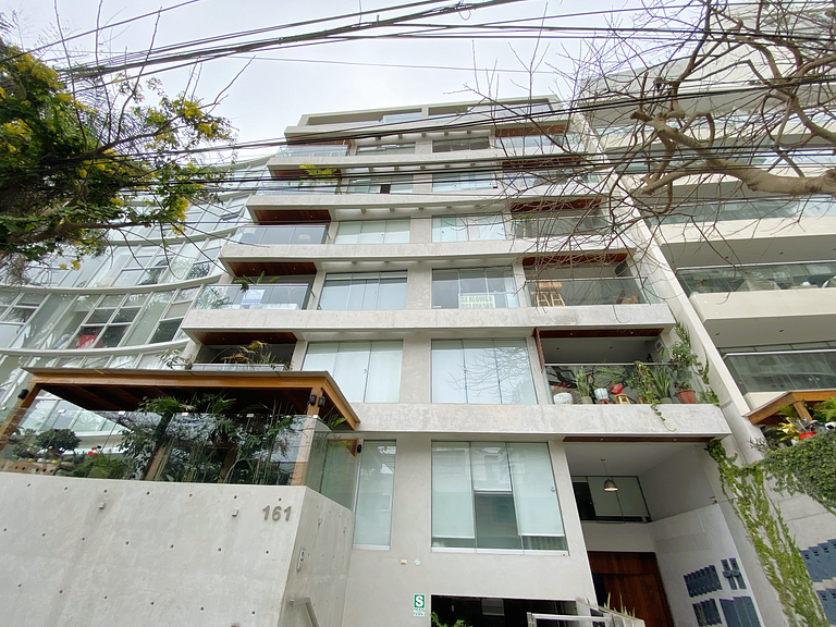Premium Flat | Balcony & Modern Design | Barranco