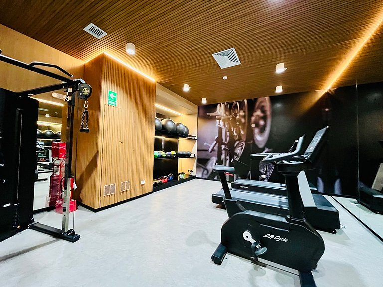 Executive Apartment en San Isidro | WiFi & Pool